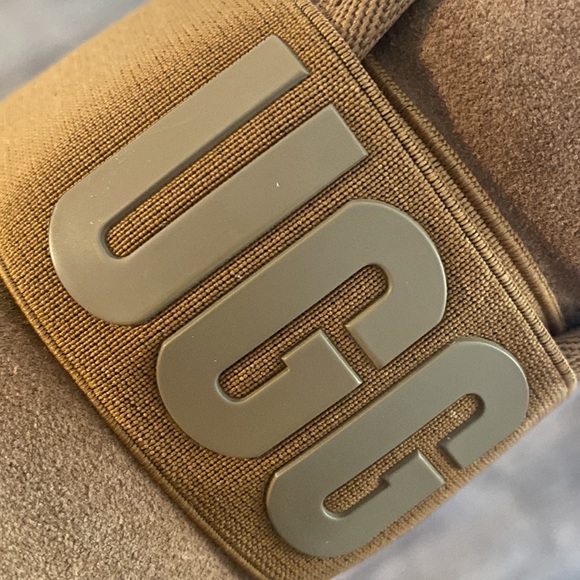 UGG Boots Girls UGG K Neumel II Graphic Boots Kids Size 6 Chestnut Tan Winter - Picture 7 of 10